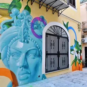 Cortile Dei Giusti - Combo , Palerme Italie